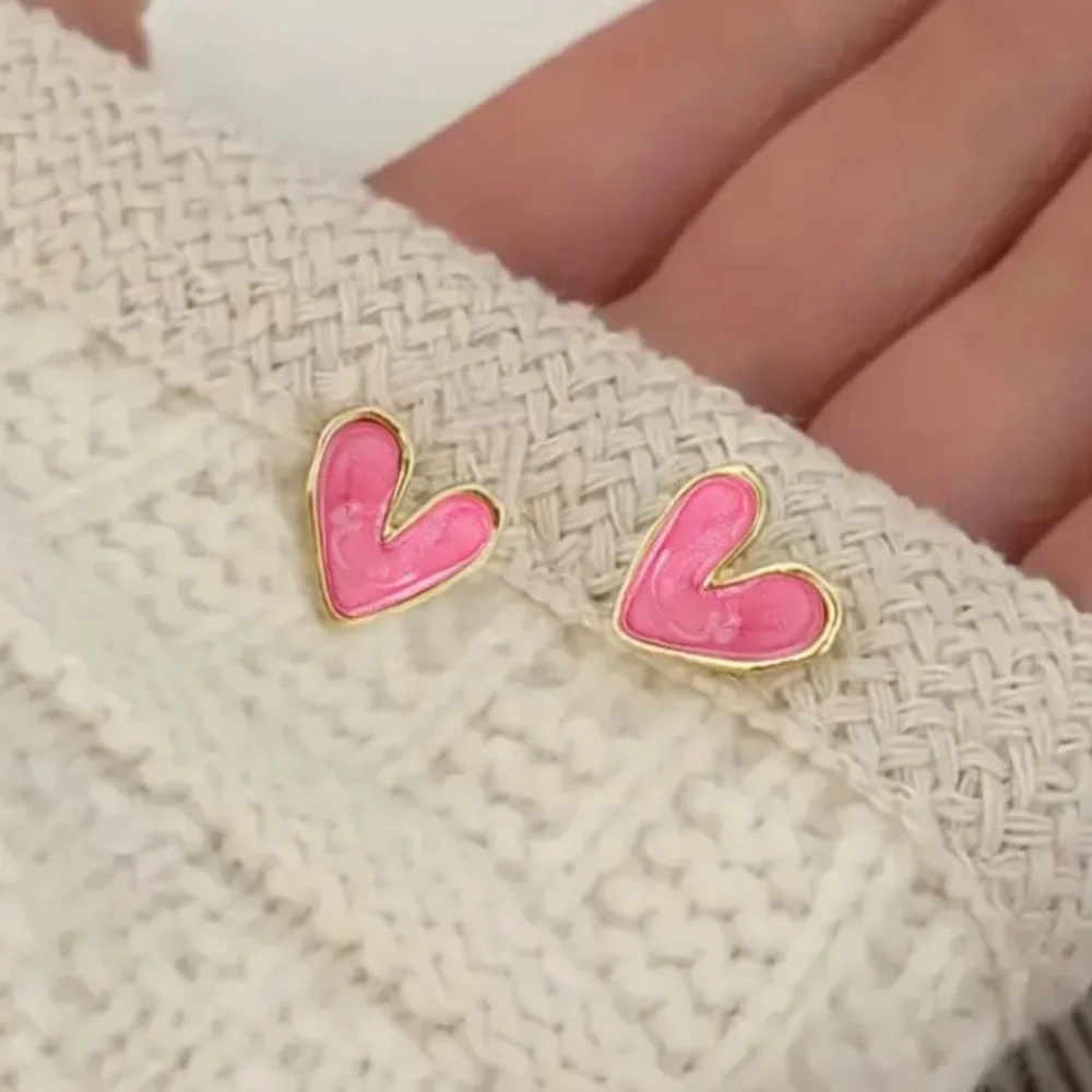 ✨HOST PICK!✨Free People Pink Heart Gold Post Earrings